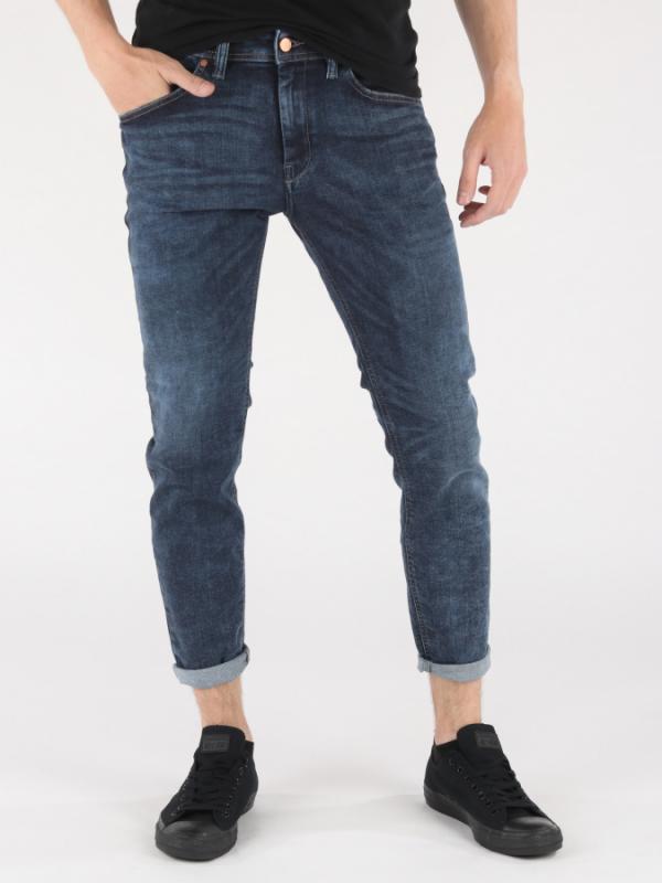Džíny Diesel Stickker L.32 Pantaloni Modrá