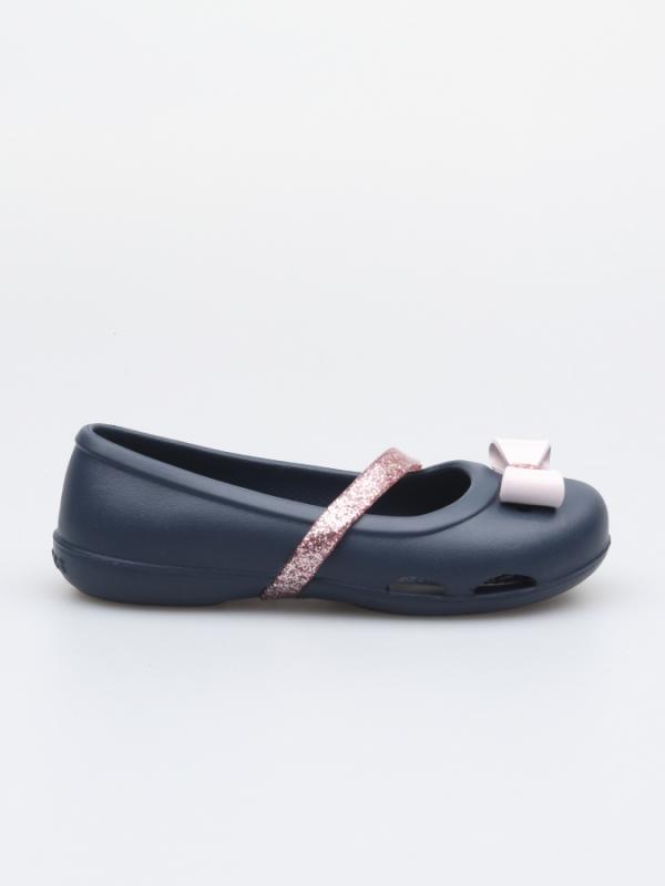 Baleríny Crocs Lina Charm Flat K Navy Modrá