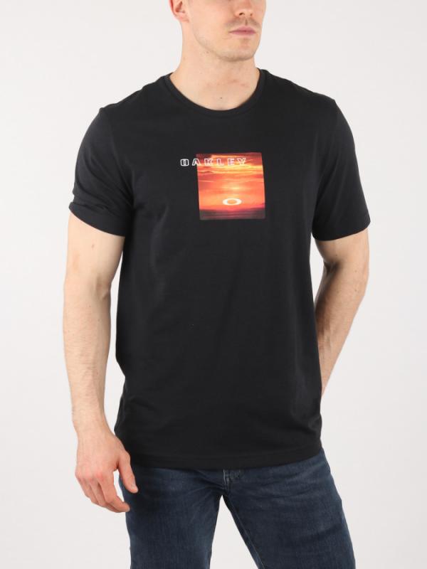Tričko Oakley Sunset Print Tee Černá