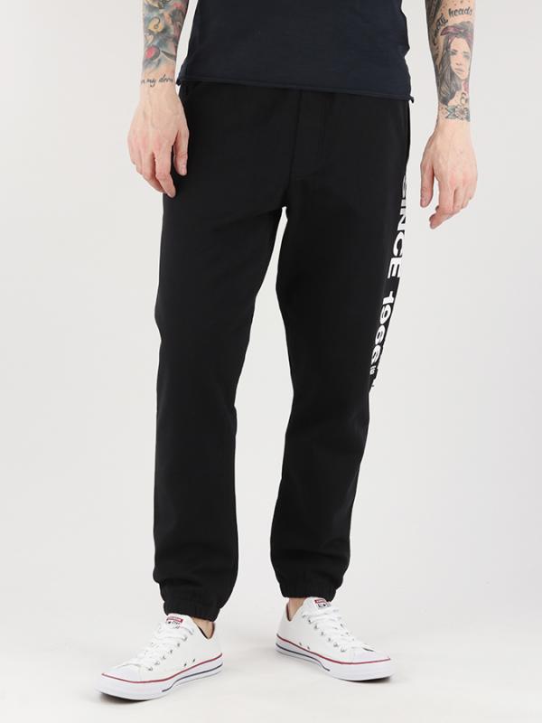 Tepláky Vans Mn Otw Distort Fleec Black Černá