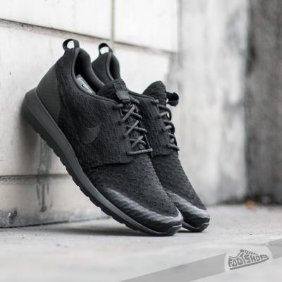 Nike Roshe NM Flyknit SE Black/ Black