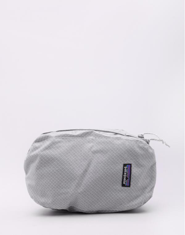 Patagonia Black Hole Cube - Medium Birch White