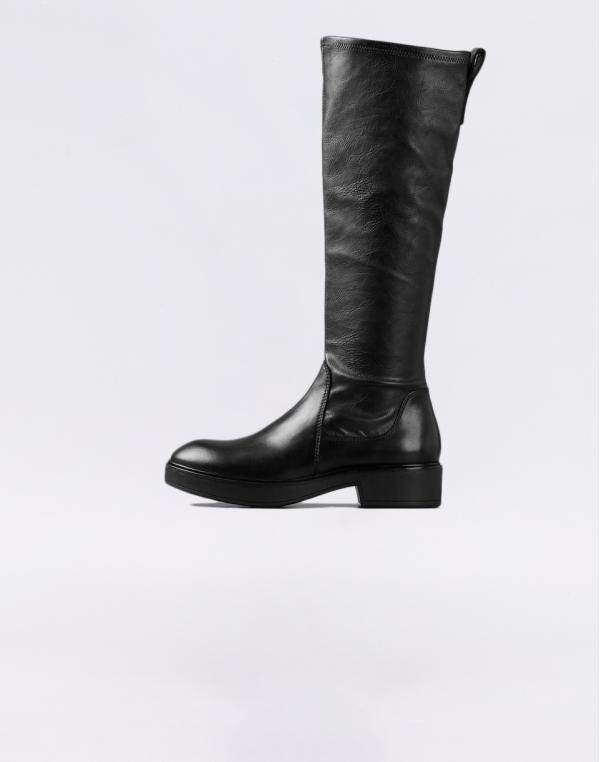 Vagabond Diane Black 37