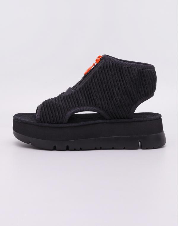 Camper Oruga Up Black 37
