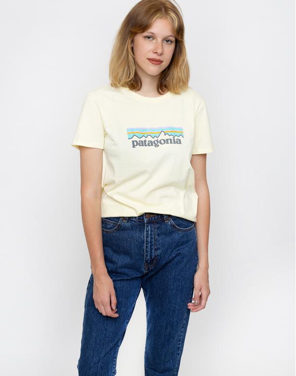 Patagonia Pastel P-6 Logo Organic Crew T-Shirt Resin Yellow L