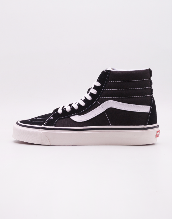 Vans Sk8-Hi 38 DX (Anaheim Factory) black/ true white 37