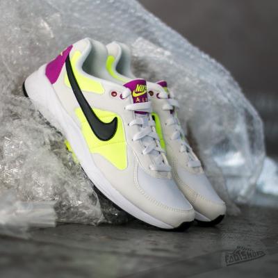Nike Air Icarus Nsw Summit White/ Black- Volt/ Fuchsia Flash