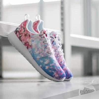 Nike Wmns Roshe One Cherry Blossom White/ Pure Platinum