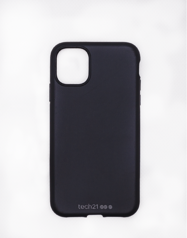 Tech21 Studio Colour for iPhone 11 Black