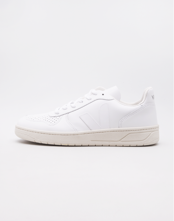 Veja V-10 Extra White 41