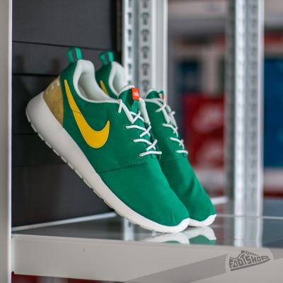 Nike Roshe One Retro Lucid Green/ Vivid Sulfur-Sail
