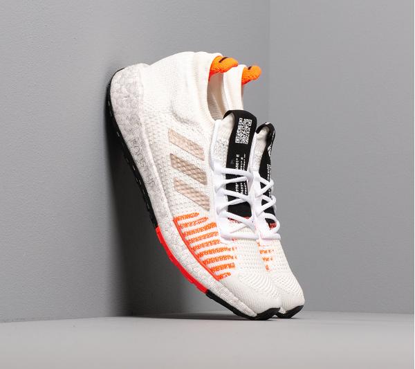 adidas PulseBOOST HD m Core White/ Cyber Metallic/ Solar Red