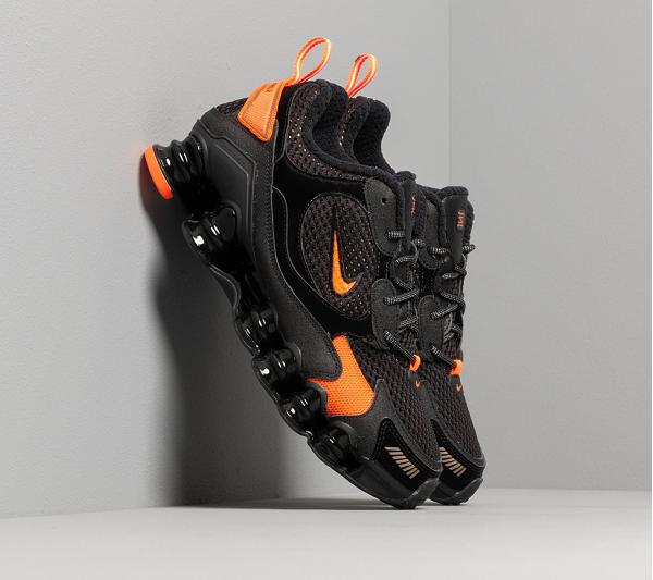 Nike W Shox TL Nova Sp Black/ Metalic Field-Hyper Crimson