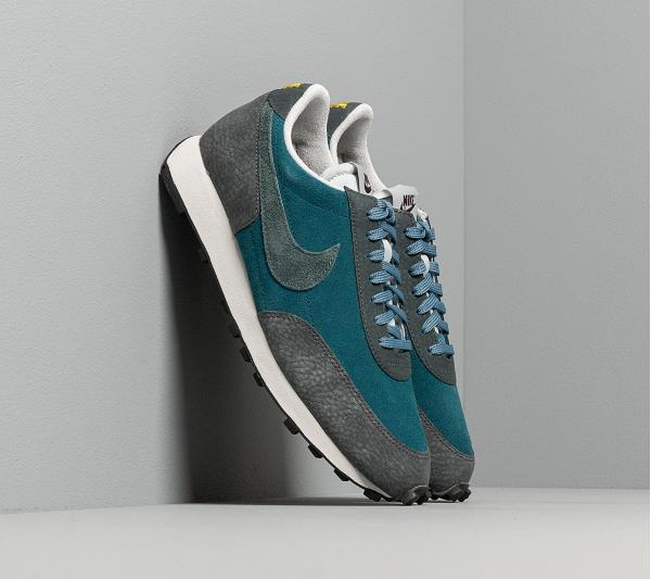 Nike Daybreak Midnight Turq/ Seaweed-Dk Smoke Grey
