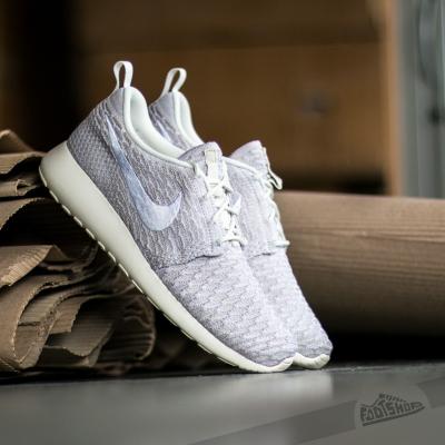 Nike Wmns Roshe One Flyknit Sail/ White String