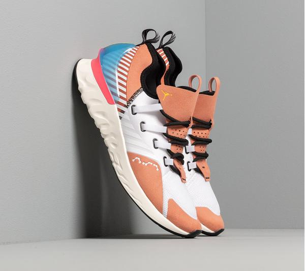 Jordan React Havoc SE JSP White/ Metallic Gold-Terra Blush-Black