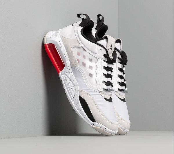 Jordan Max 200 White/ Black-Challenge Red-Vast Grey