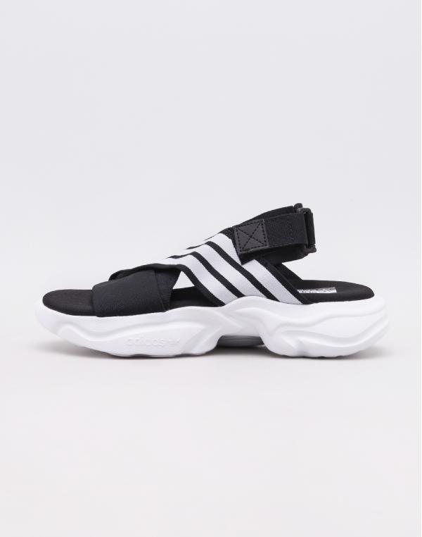 adidas Originals Magmur Sandal W Core Black/ Cloud White/ Cloud White 38