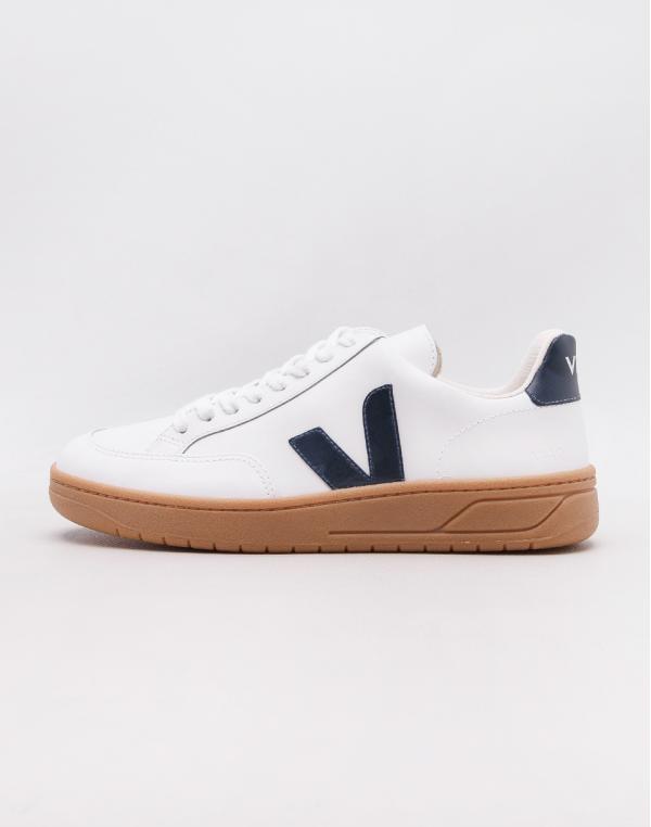 Veja V-12 Extra White Nautico Gum Sole 36
