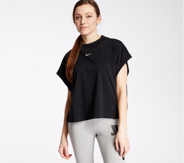 Nike Sportwear Essential Tee Black