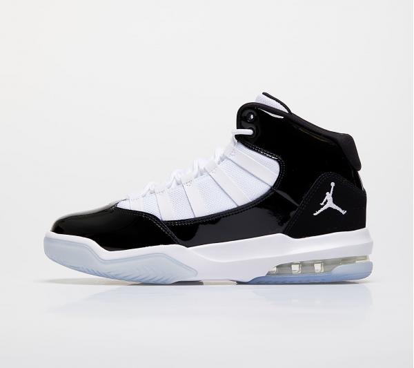 Jordan Max Aura (GS) Black/ White