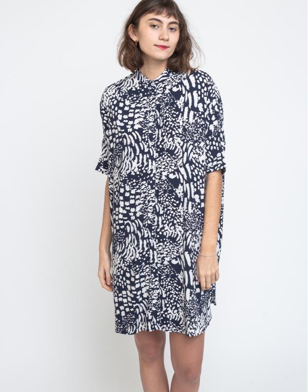 Wemoto Hume Printed Navy Blue/Off White S