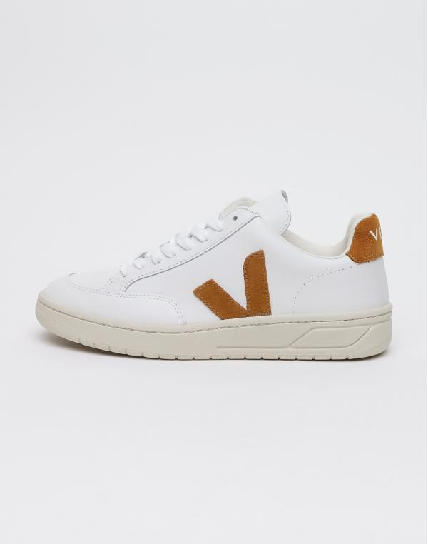 Veja V-12 EXTRA-WHITE_CAMEL 36