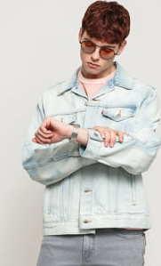 Levi's ® Vintage Fit Trucker curbside