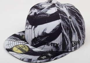 New Era 5950 Winterscape Goretex černá / bílá 7 1/8 (56.8 cm)
