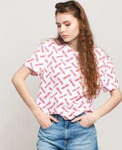 TOMMY JEANS W AOP Tee bílé / červené