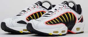 Nike Air Max Tailwind IV white / black - brught crimson
