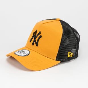 New Era 940 MLB League Essential AF Trucker NY tmavě žlutá / černá