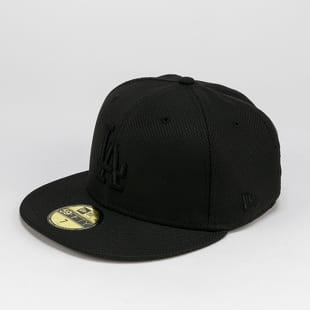 New Era 5950 MLB Diamond Era Essential LA černá 7 3/4 (61.5 cm)
