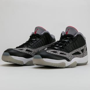 Jordan 11 Retro Low IE black / fire red - cement grey