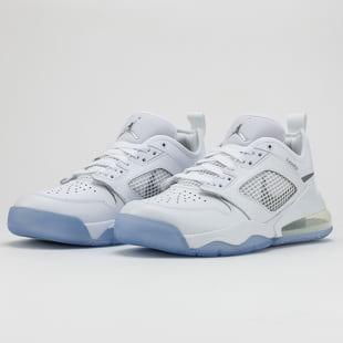 Jordan Mars 270 Low white / metallic silver - white