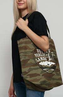 Patagonia Market Tote camo zelená