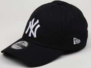 New Era MLB League Basic NY C/O černá / bílá