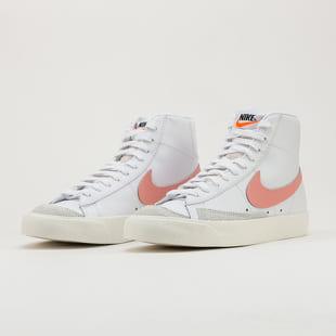 Nike W Blazer Mid '77 white / atomic pink - white