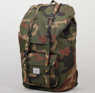 The Herschel Supply CO. Little America Backpack camo zelený