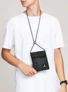 Jordan Tri-Fold Pouch černá
