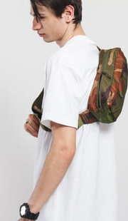 The Herschel Supply CO. Tour Medium Hip Pack camo zelená