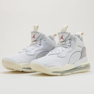 Jordan Aerospace 720 white / black - pure platinum - sail