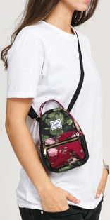The Herschel Supply CO. Nova Crossbody tmavě zelená / vínová / růžová