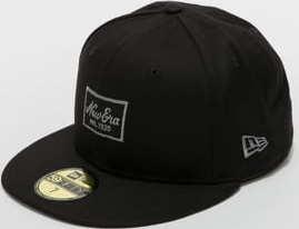 New Era 5950 Essential NE černá 7 1/2 (59.6 cm)