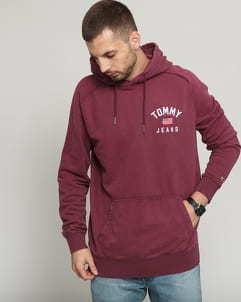 TOMMY JEANS M Washed Chest Graphic Hoodie fialová