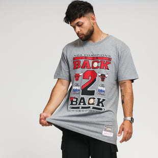 Mitchell & Ness Last Dance Bulls B2B Champst Tee malange šedé
