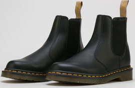 Dr. Martens Vegan 2976 black