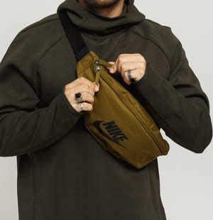 Nike NK Heritage Hip Pack tmavě olivová / černá