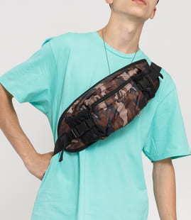 Urban Classics NYlon Hip Bag camo hnědá / černá