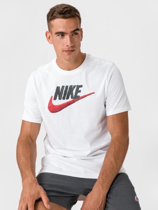 Triko Nike